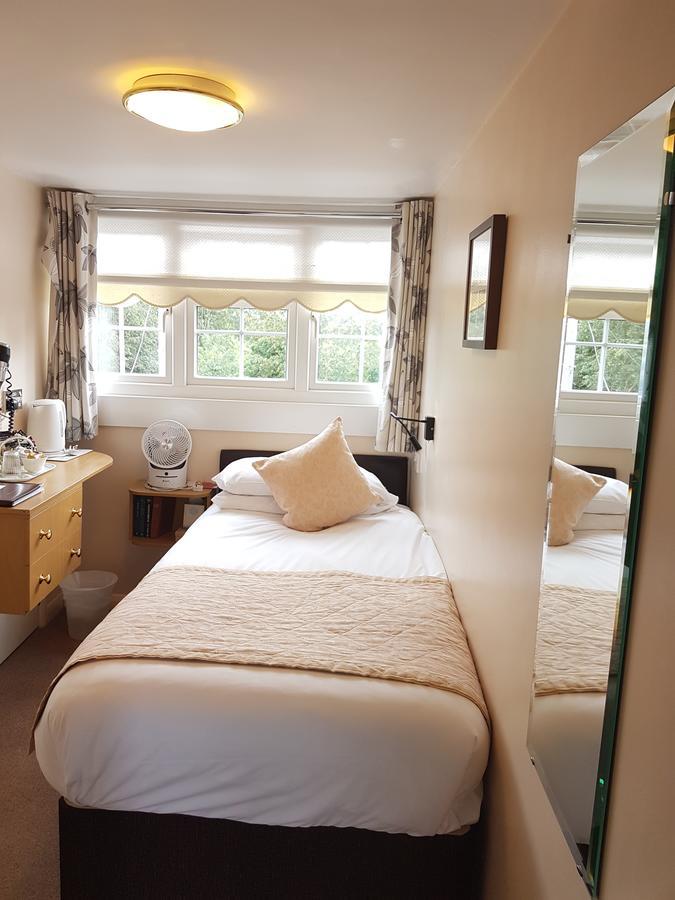Penryn Guest House, Ensuite Rooms, Free Parking And Free Wifi Stratford-upon-Avon Eksteriør bilde