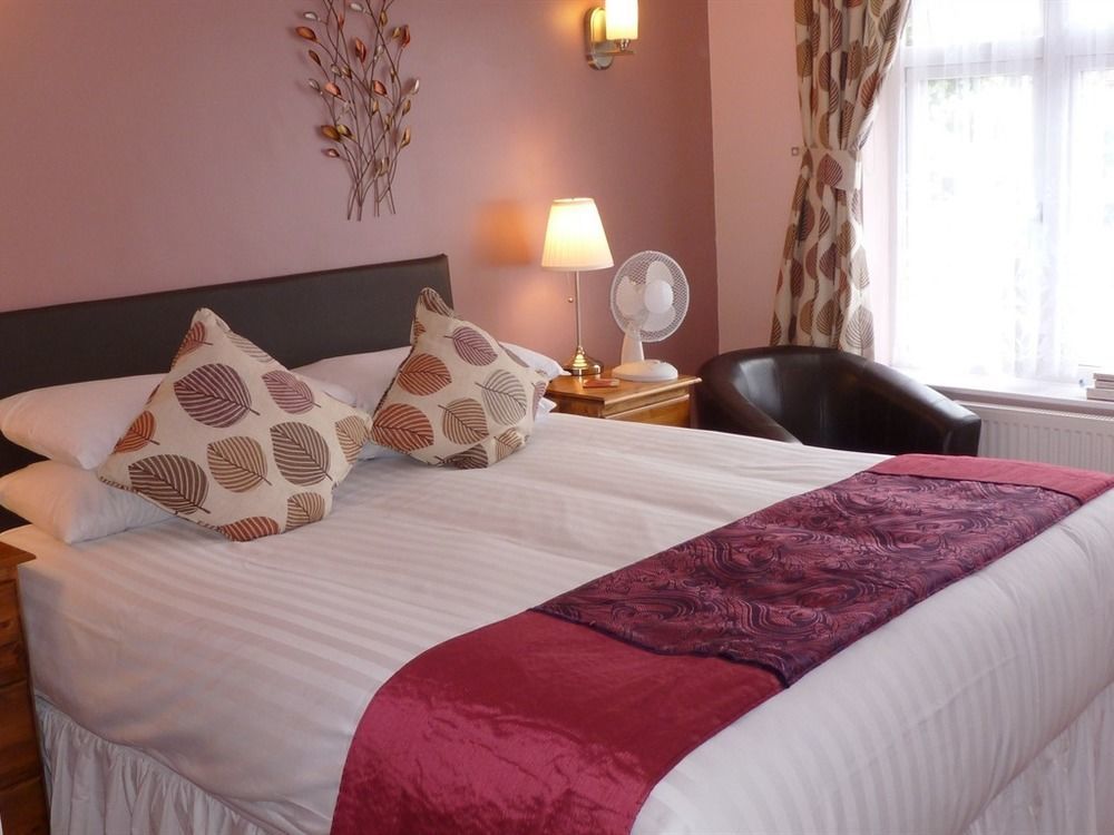 Penryn Guest House, Ensuite Rooms, Free Parking And Free Wifi Stratford-upon-Avon Eksteriør bilde