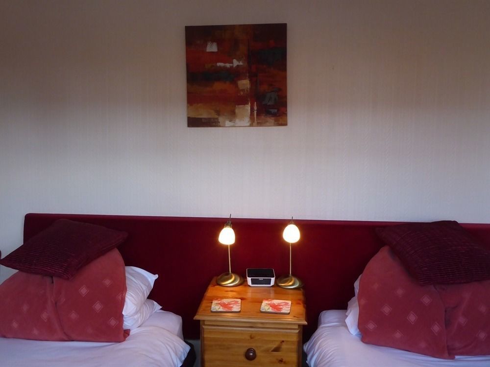 Penryn Guest House, Ensuite Rooms, Free Parking And Free Wifi Stratford-upon-Avon Eksteriør bilde