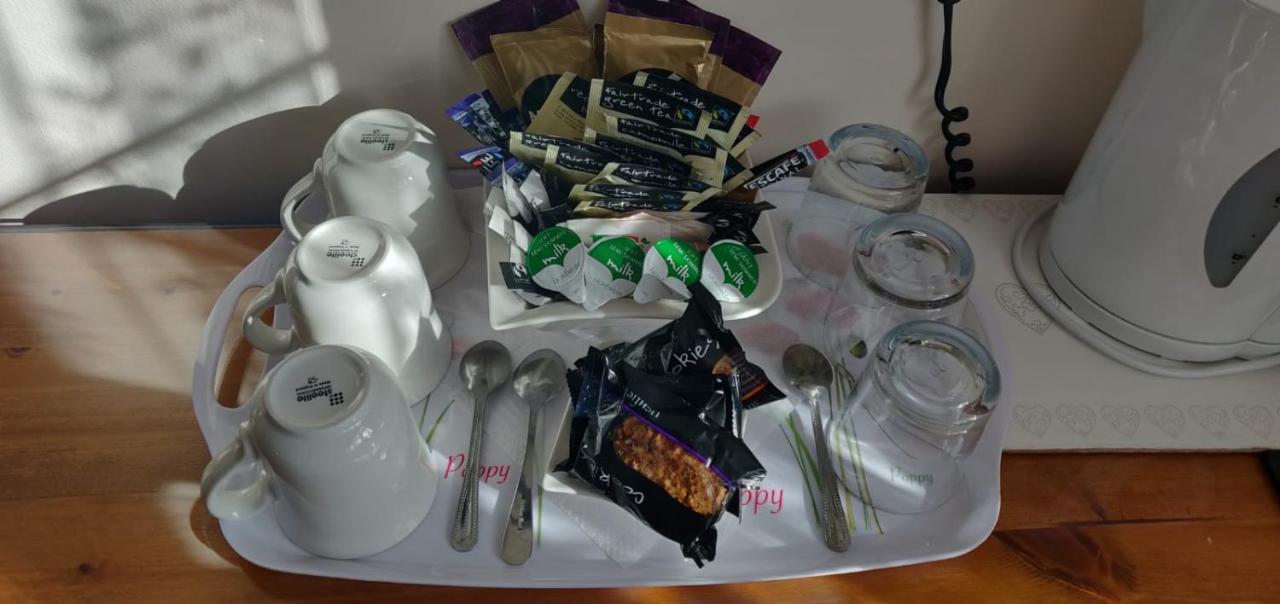 Penryn Guest House, Ensuite Rooms, Free Parking And Free Wifi Stratford-upon-Avon Eksteriør bilde